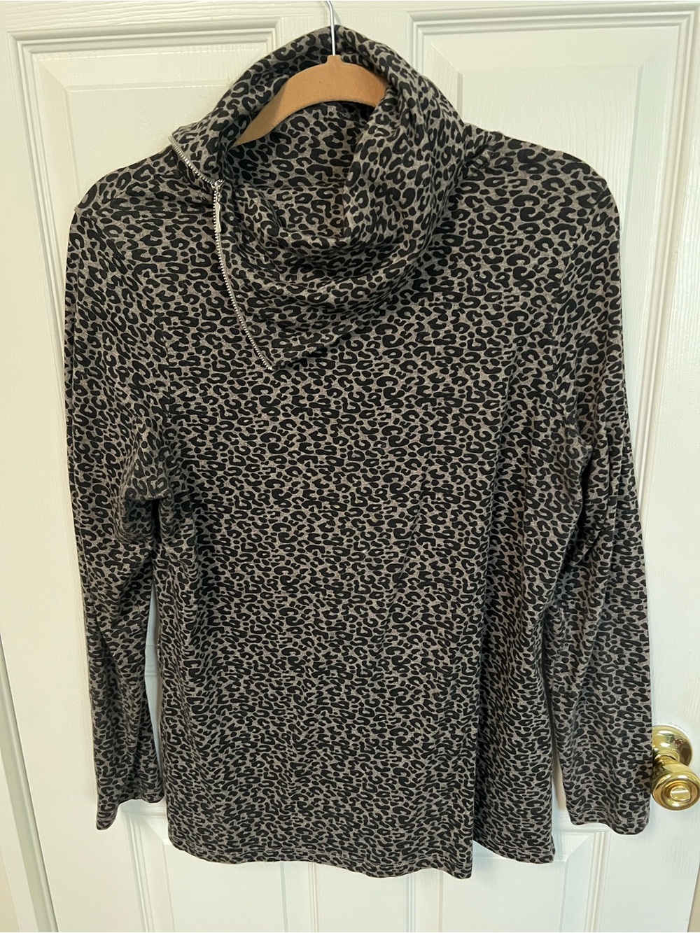 Leopard Print Cowl Neck Women's Sweater - Gray/Taupe
